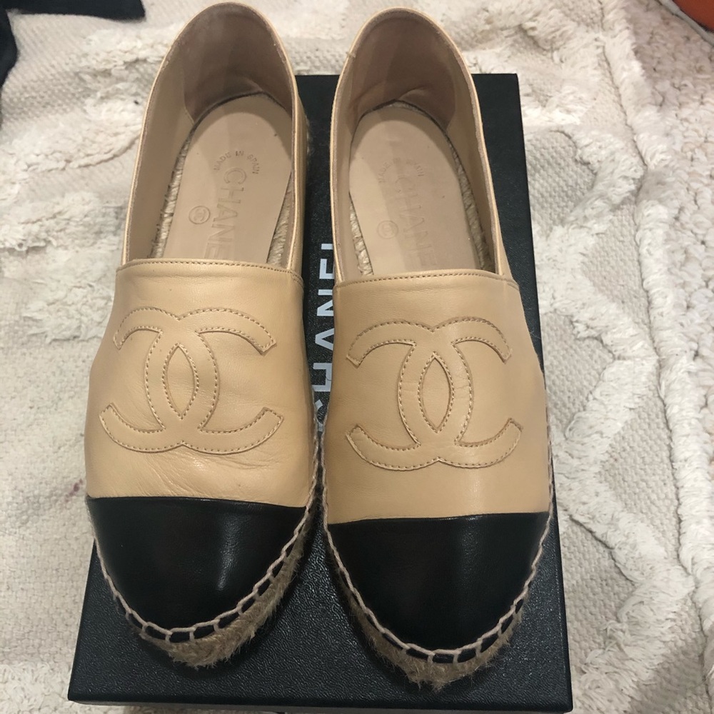AUTHENTIC CHANEL ESPADRILLES